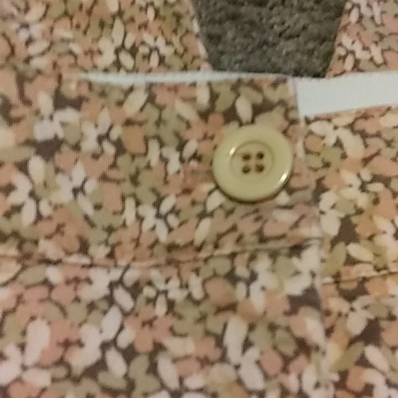 Briggs Capris - Picture 4 of 9